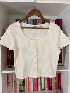 Levi's Cream Ribbed Button-Front Short Sleeve Top